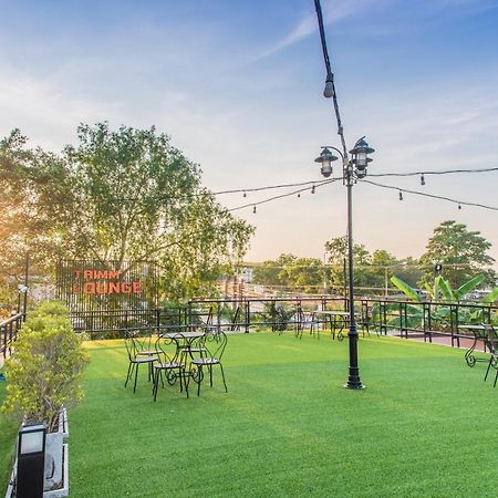 Trimm Hotel Chanthaburi Ngoại thất bức ảnh