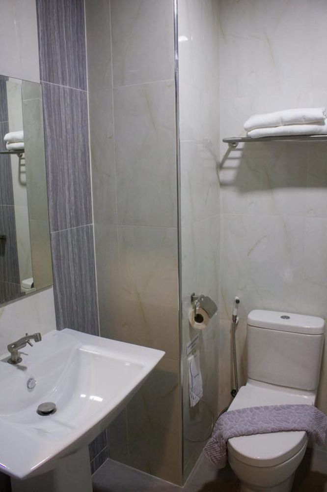 Trimm Hotel Chanthaburi Ngoại thất bức ảnh