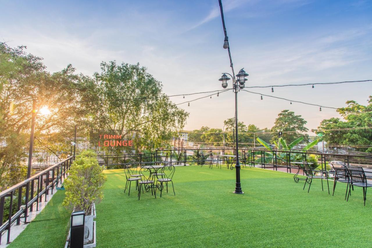 Trimm Hotel Chanthaburi Ngoại thất bức ảnh